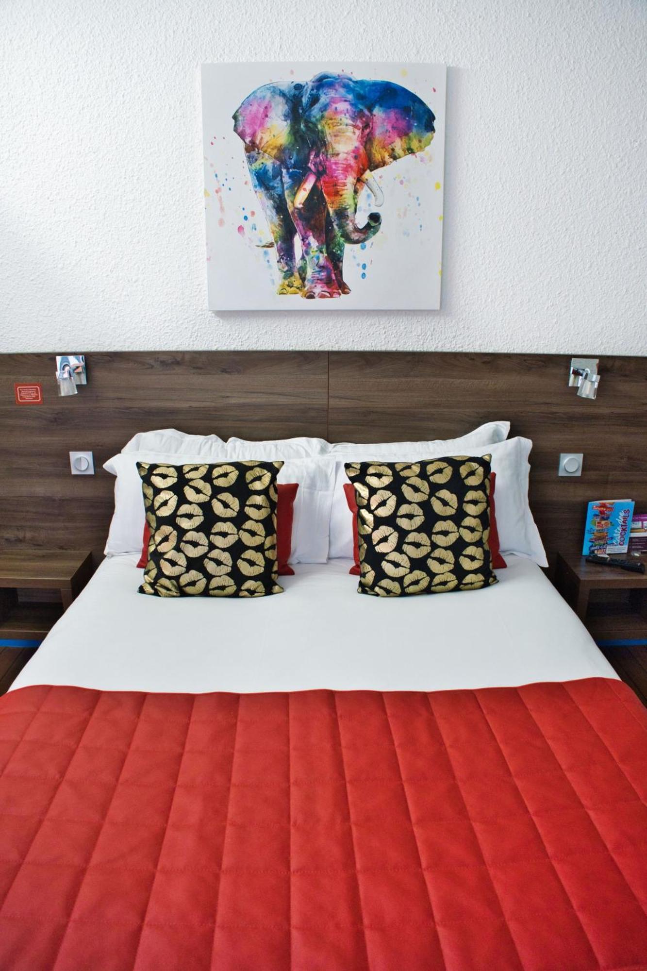 Cit'Hotel Des 2 Golfs Leucate Dış mekan fotoğraf