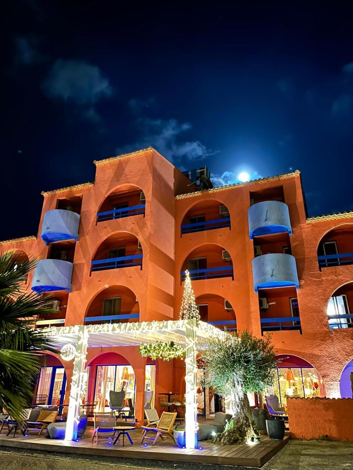 Cit'Hotel Des 2 Golfs Leucate Dış mekan fotoğraf